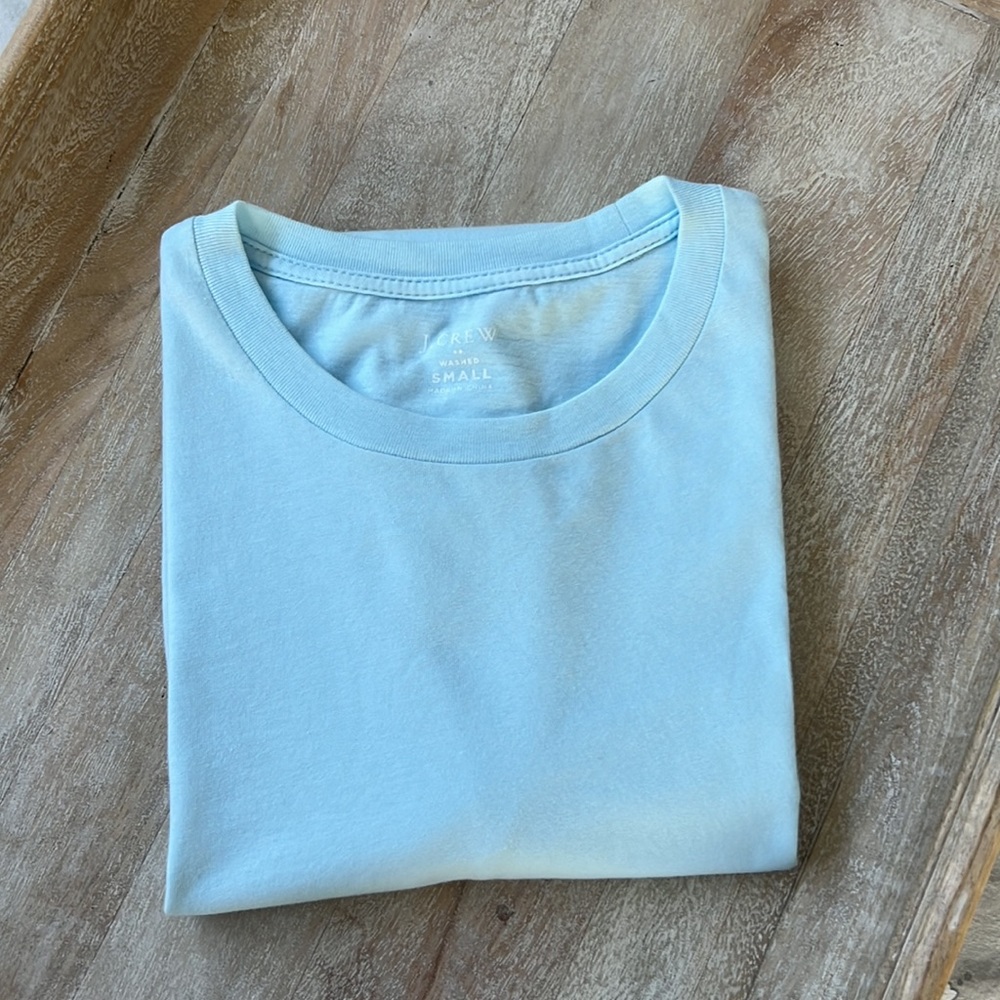 Almost new men’s J Crew washed short sleeve t-shirt men’s S